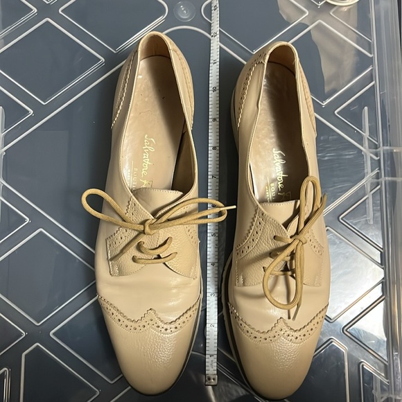 SALVATORE FERRAGAMO OXFORDS - Picture 3 of 5